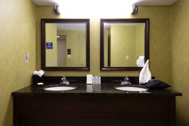Images Hampton Inn Winston-Salem Hanes Mall