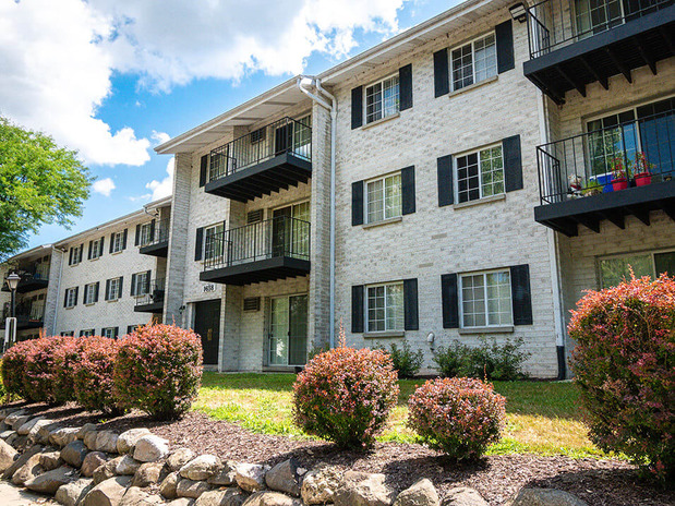 Images Rivers Edge Apartments