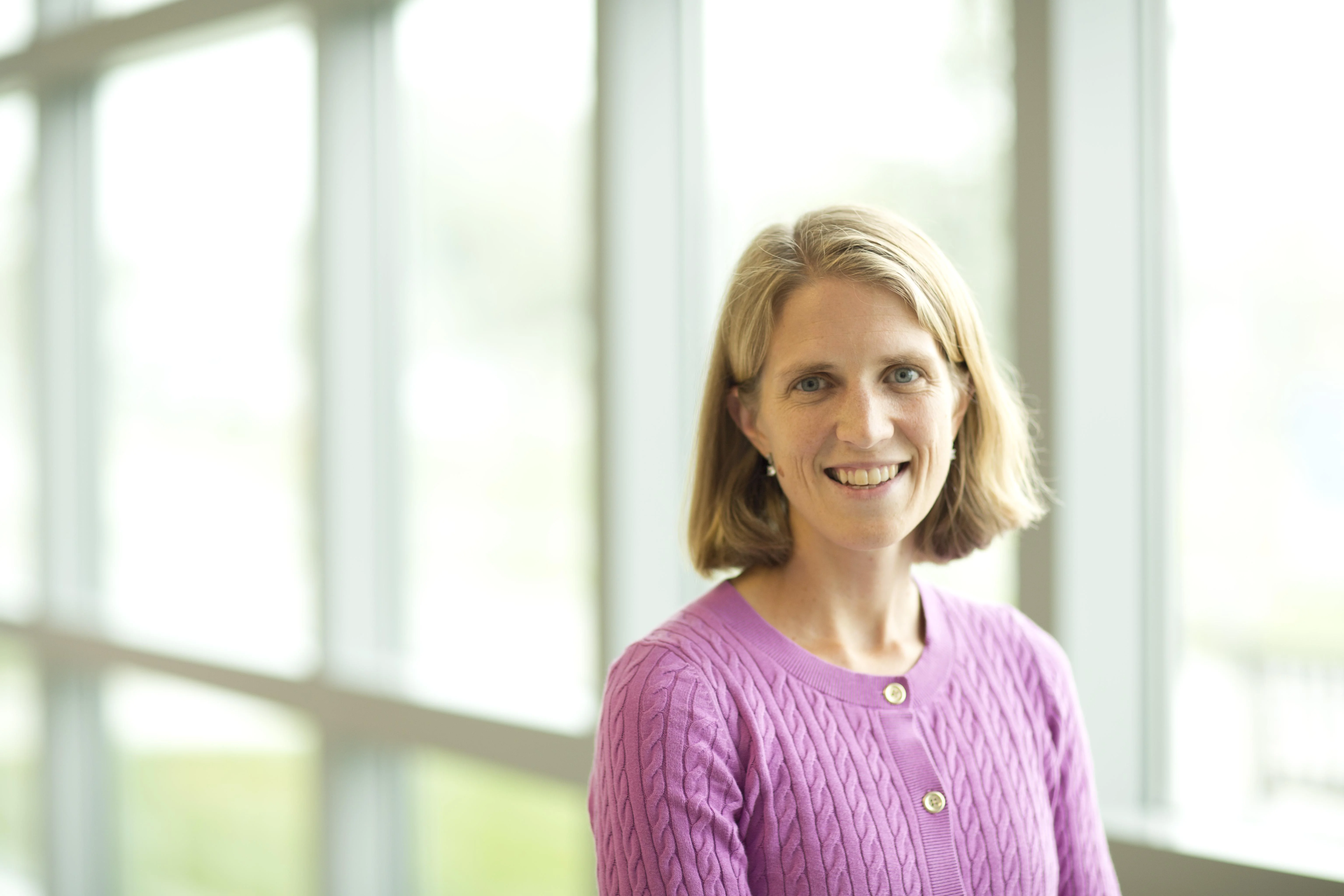 Dr. Emily J. Kraus, MD - Center Valley, PA - Pediatrics, Internist/pediatrician