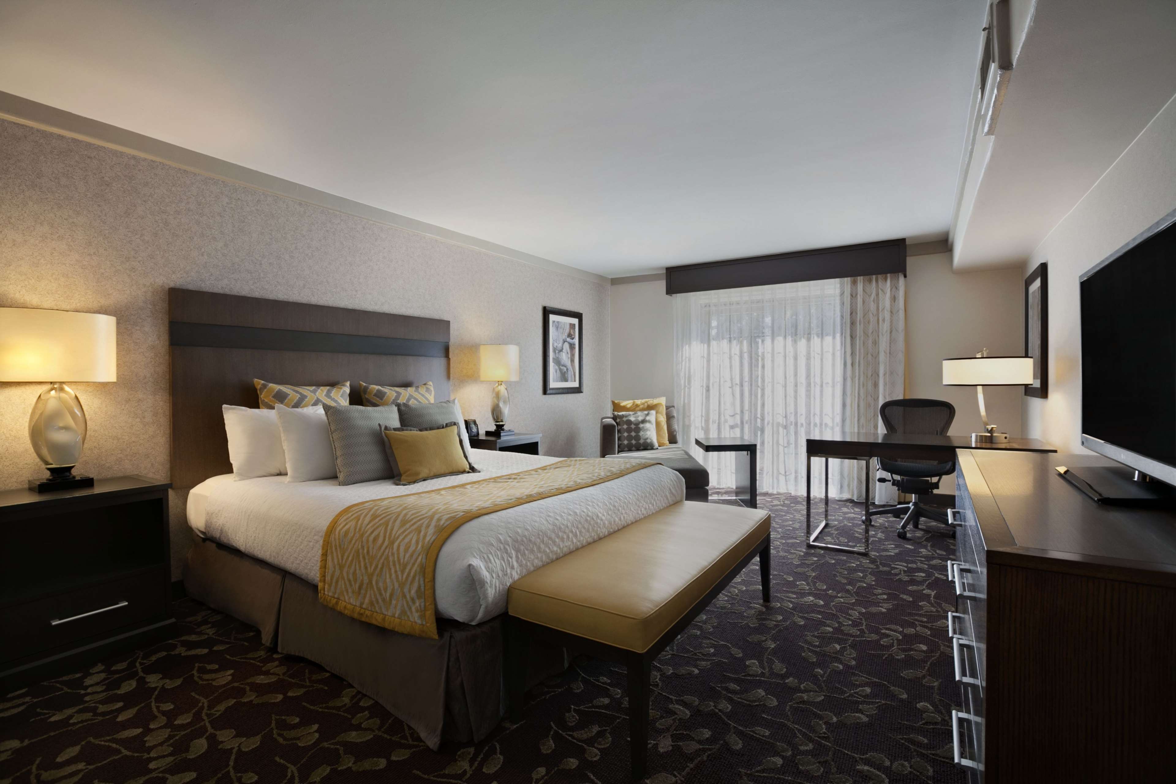 Guest room
