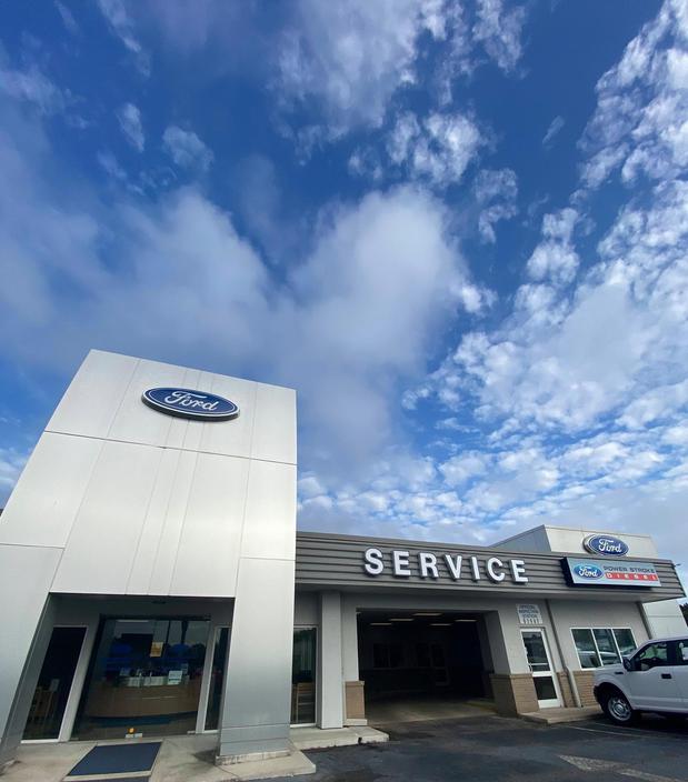 Images Capital Ford of Lillington