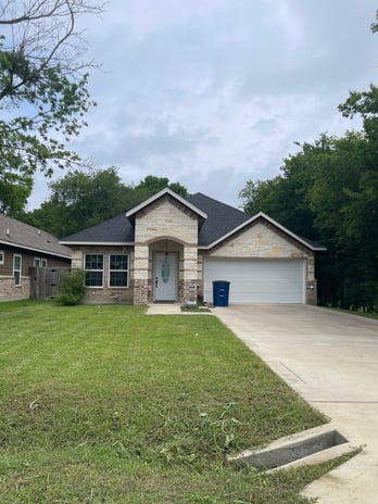 Images Marilyn Tarver Real Estate (Brokered By: RE/MAX Trinity/Cross Country)