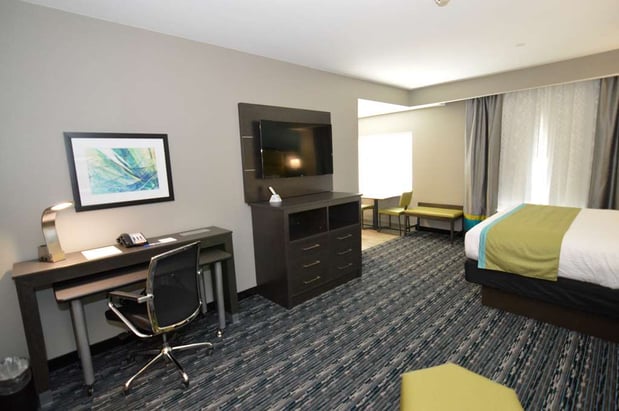 Images Best Western Plus Pasadena Inn & Suites