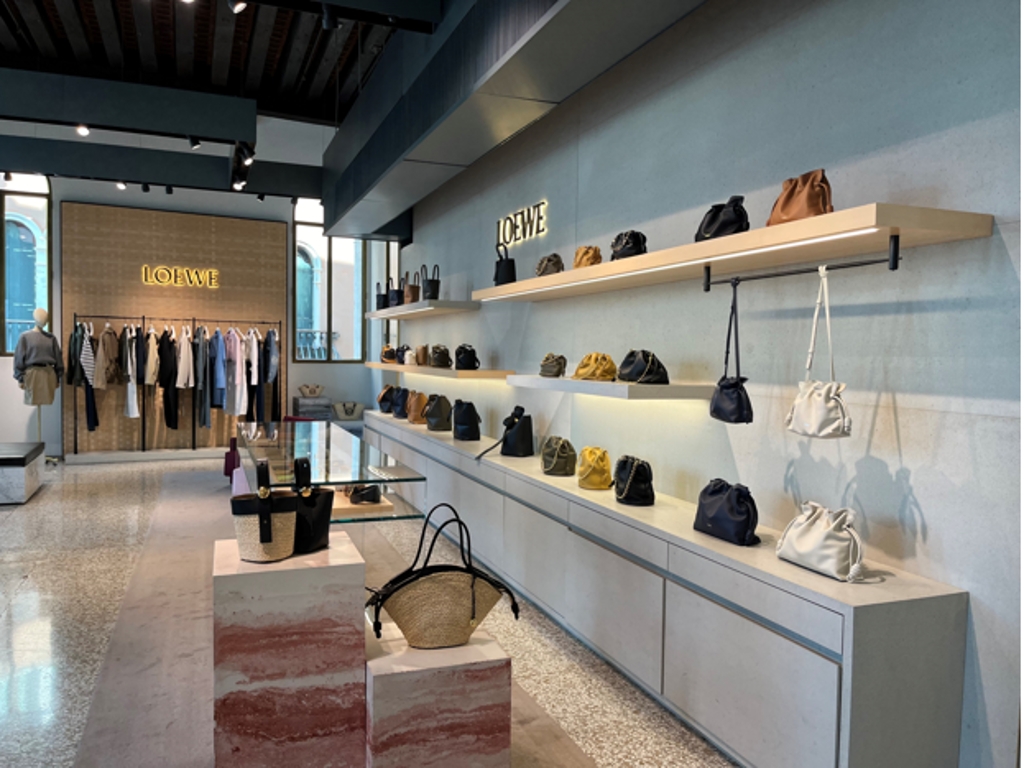 DFS Venice - Women Full Offer