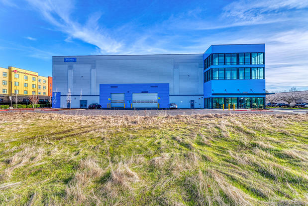 Images SmartStop Self Storage