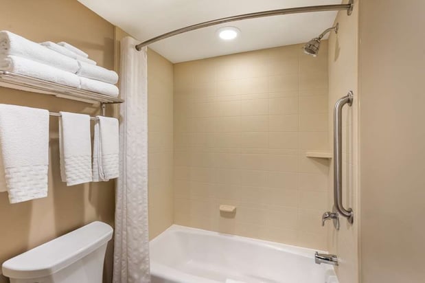 Images Best Western Plus Intercourse Village Inn & Suites