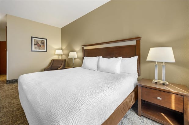 Images Best Western Plus Prairie Inn