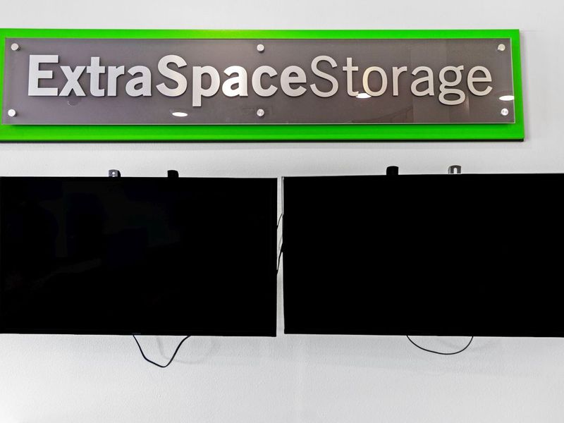 Security Screens - Storage Express at 5802 NW 164th St, Edmond, OK 73013 