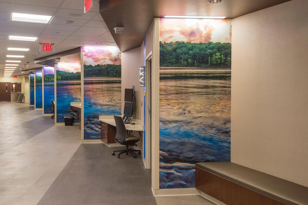 Images The Mother Baby Center at Mercy with Children's Minnesota