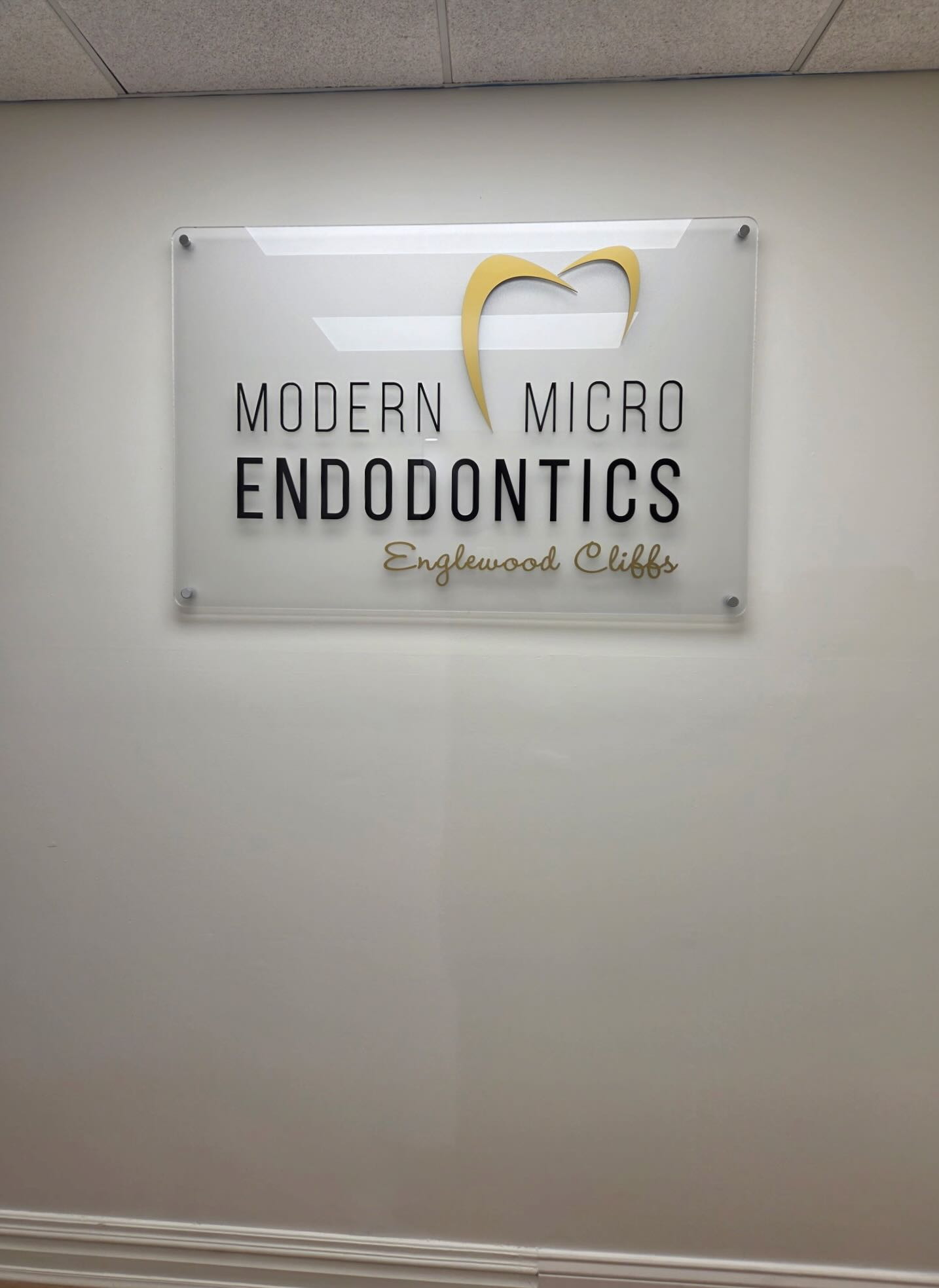 At Modern Micro Endodontics, we combine advanced endodontic care with a compassionate, patient-first 
