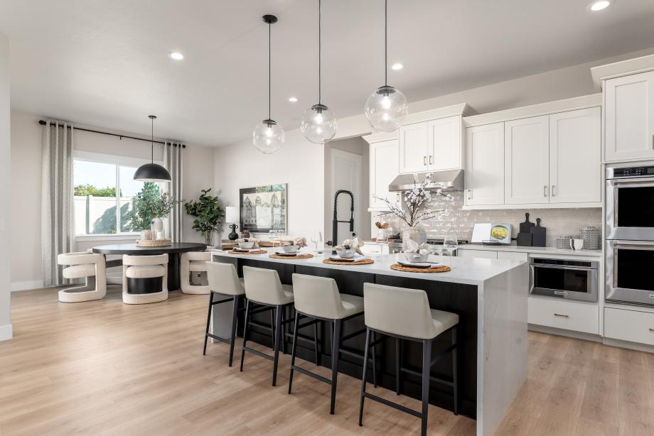 Well-designed kitchens with seating at center island