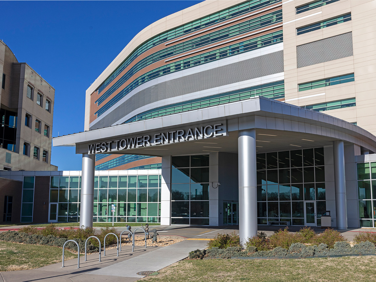 Entrance-St Louis Children's Hospital at CoxHealth