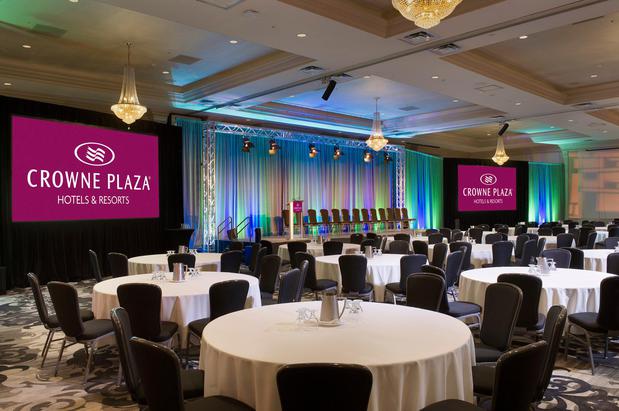 Images Crowne Plaza Portland-Downtown Conv Ctr by IHG