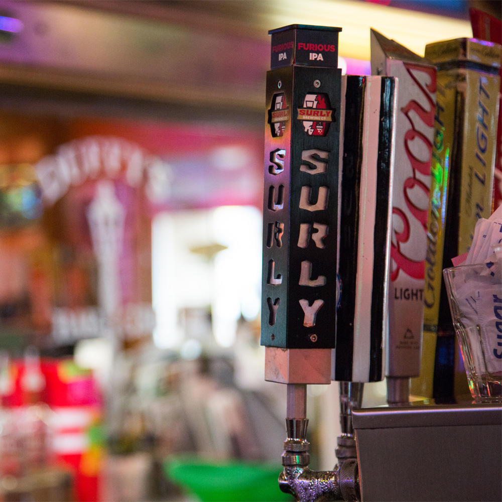 Check out the Nightly Drink Specials at Duffy’s Bar and Grill in downtown Osseo Minnesota every night from 8pm – 11pm!