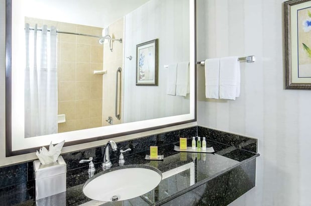 Images DoubleTree by Hilton Hotel Nashville Downtown