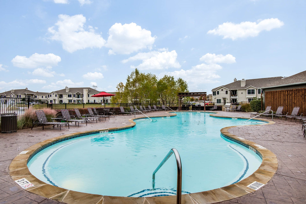 Images Orion Prosper Apartments