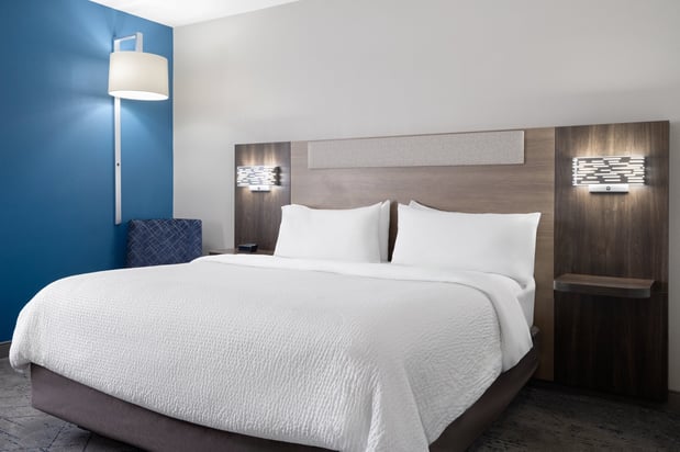 Images Holiday Inn Express Toledo North by IHG