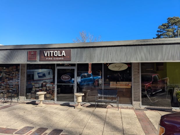 Images CoinFlip Bitcoin ATM - Vitola Fine Cigars Mountain Brook (Birmingham)