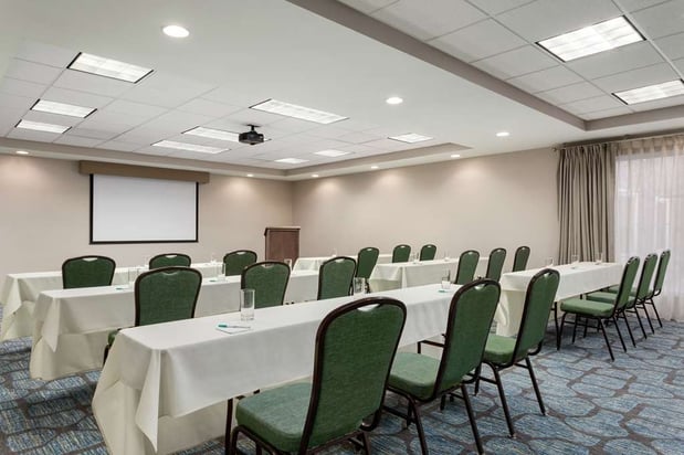 Images Homewood Suites by Hilton Fargo