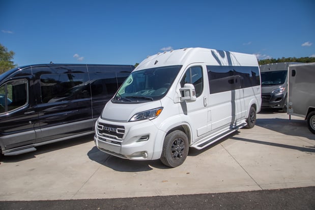 Images NEO Van Rentals - Dundee