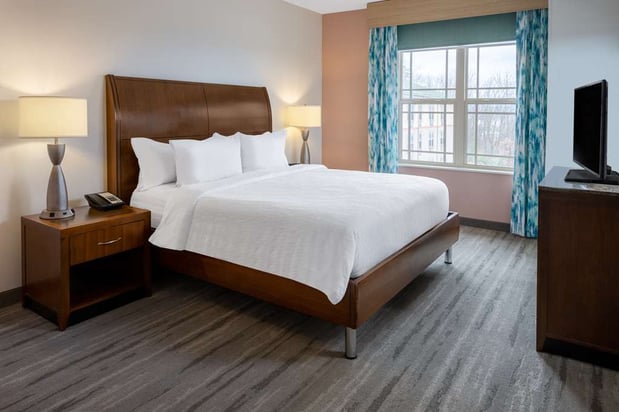 Images Hilton Garden Inn Roanoke