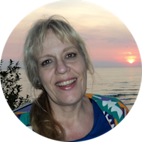 Images Lynn Sweeden, Counselor