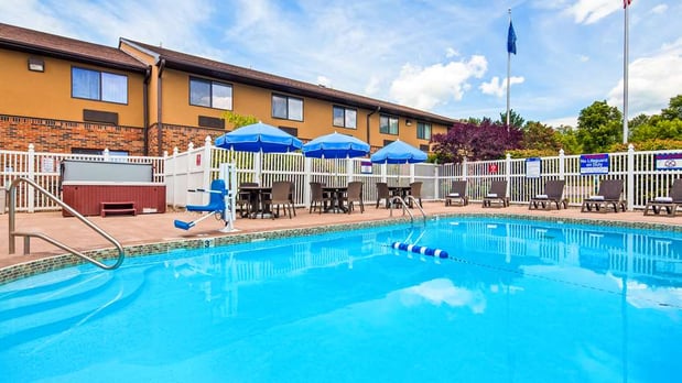 Images Best Western Kendallville Inn
