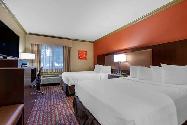 Images Best Western Plus Brookside Inn