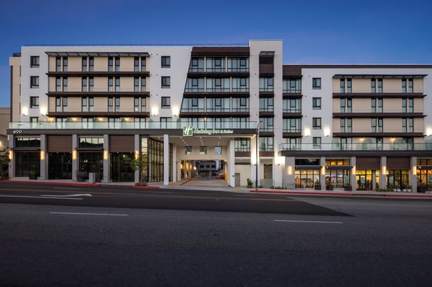 Images Holiday Inn & Suites Monterey Park - Los Angeles by IHG