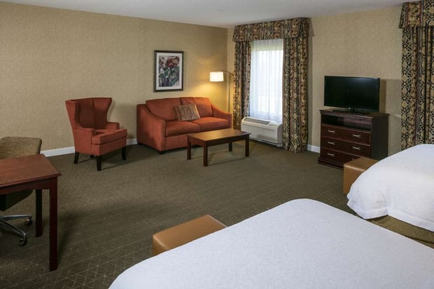 Images Hampton Inn & Suites Toledo-Perrysburg