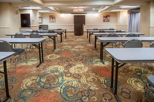 Images Holiday Inn Express & Suites Houston North InterContinental by IHG