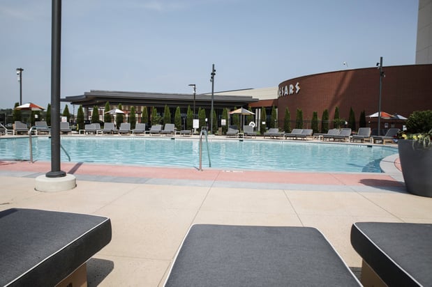 Images The Pool at Caesars Virigina