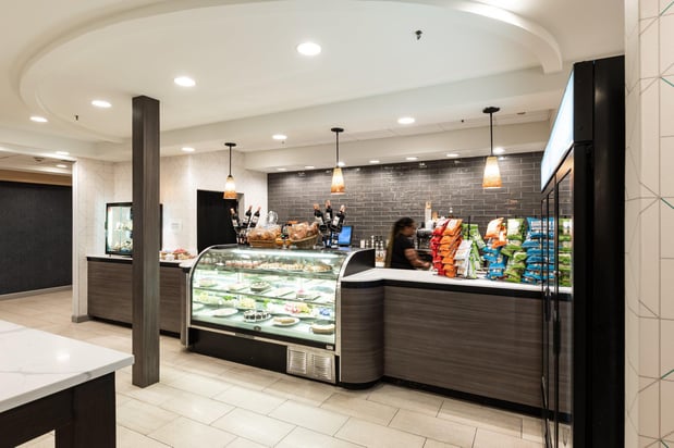 Images Holiday Inn Newark International Airport by IHG