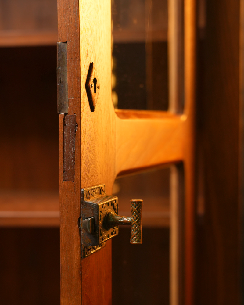Original Latch Detail
