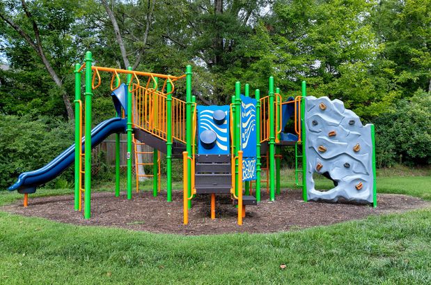 Images Estes Park Apartments