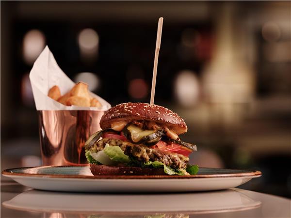 STOKE Bar & Restaurant