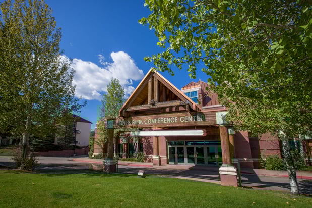 Images Holiday Inn Estes Park by IHG