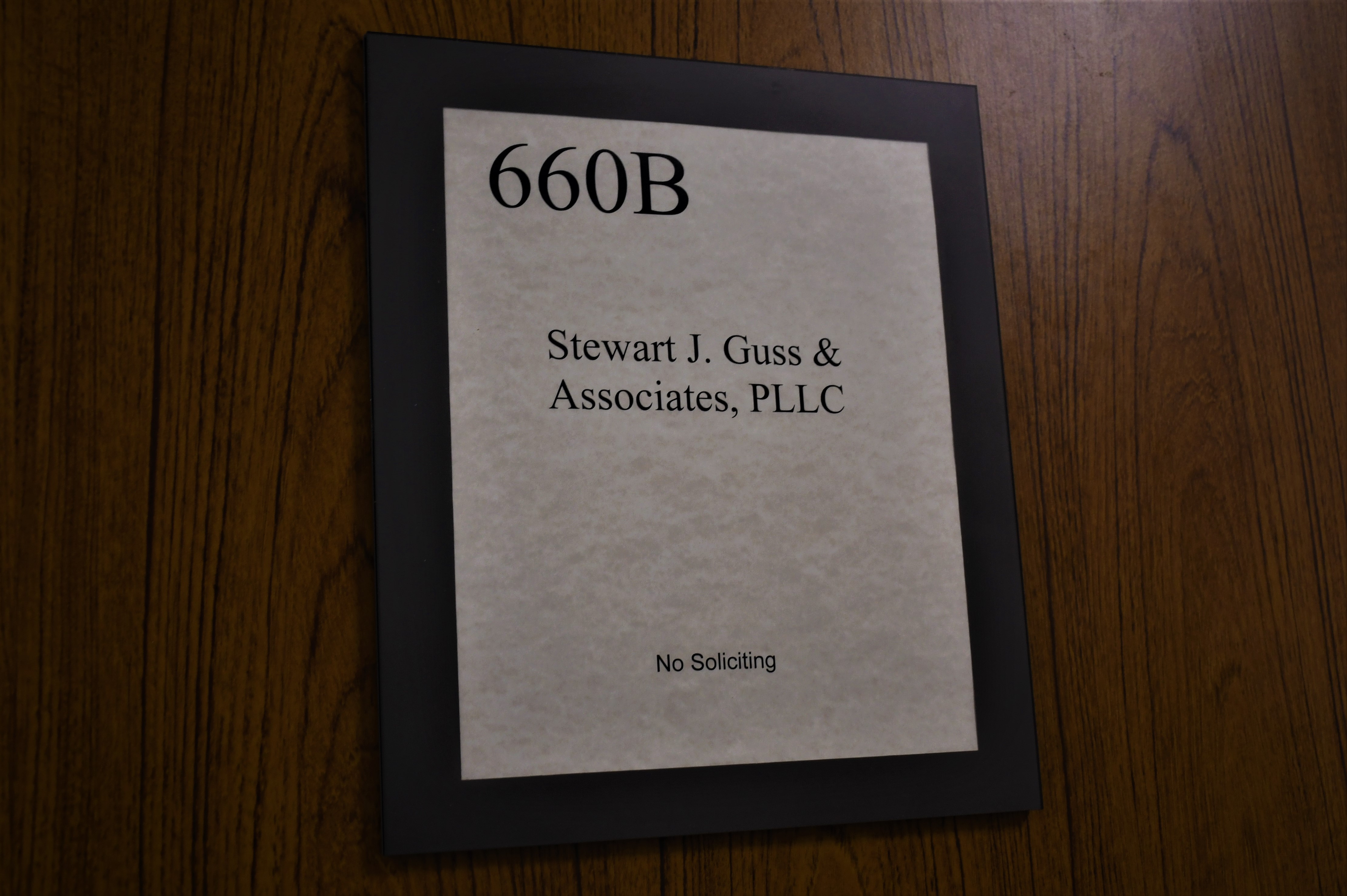 Stewart J. Guss, Injury Accident Lawyers