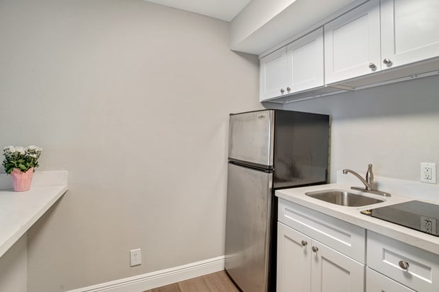 Images Aventine at Lantana Senior Apartments