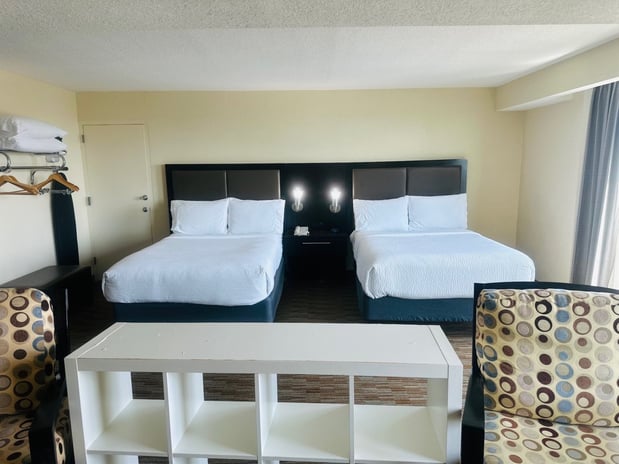 Images Holiday Inn Miami-International Airport by IHG
