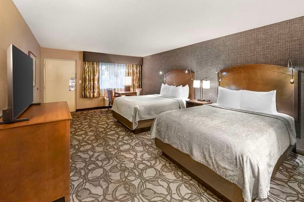 Images Best Western Plus Black Oak