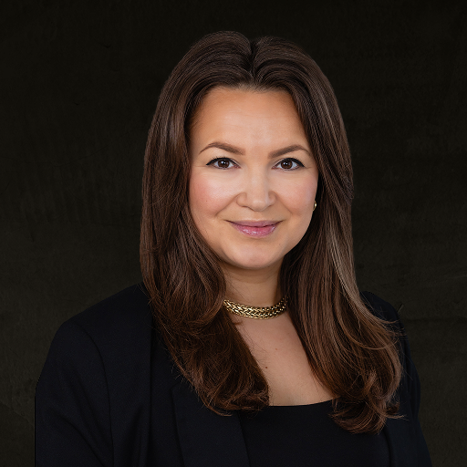 Amanda Friesen headshot.