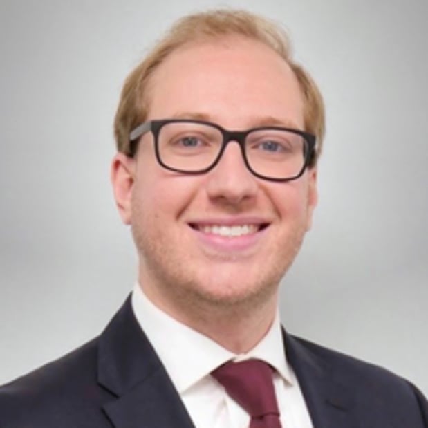 Images Edward Jones - Financial Advisor: Aaron Kinsey