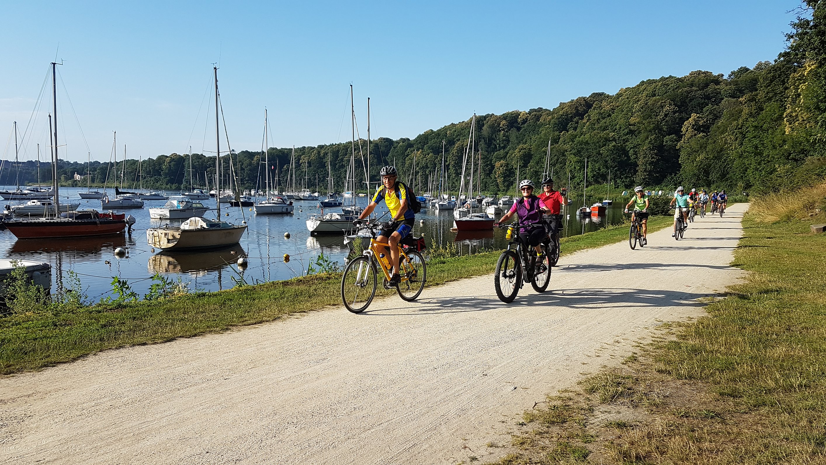 Bilder Bührer Reisen Hirzel & Veloerlebnis.ch