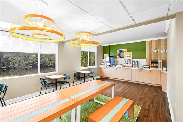 Images Spark by Hilton Orlando near Universal