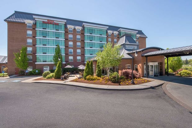 Images Hilton Garden Inn Manchester Downtown