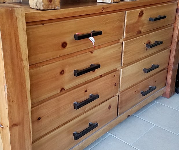 Images J and B Furniture Consignments