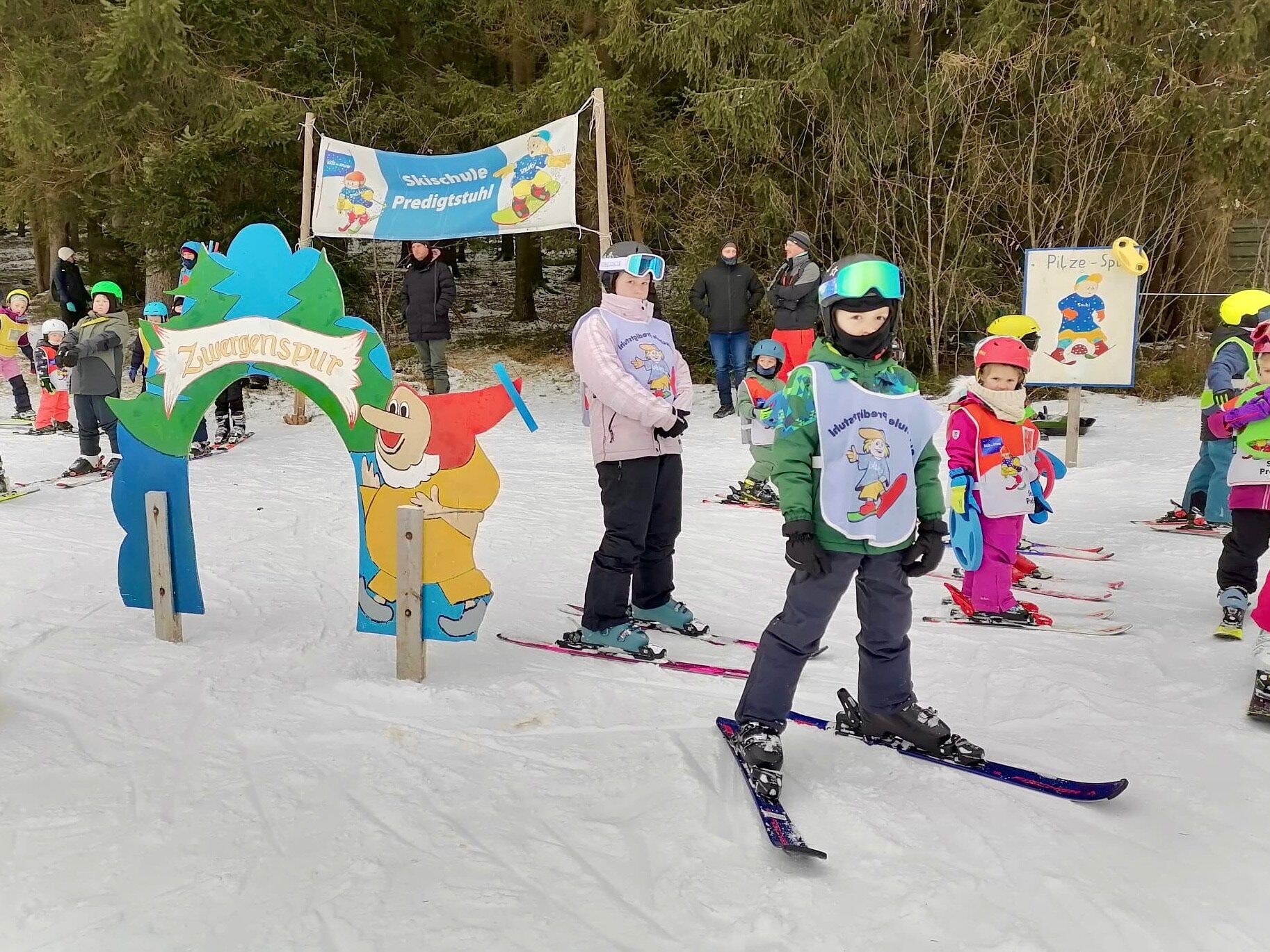 Skischule Predigtstuhl, Bogener Straße 2 in Sankt Englmar