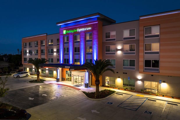 Images Holiday Inn Express & Suites Hawaiian Gardens by IHG