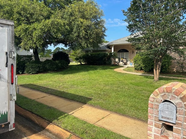 Images Bell's Lawncare, LLC